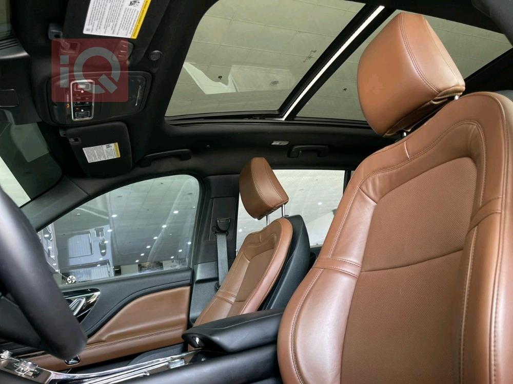 لينكولن أفياتور